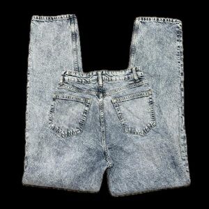 H&M High Rise Light Washed Jeans